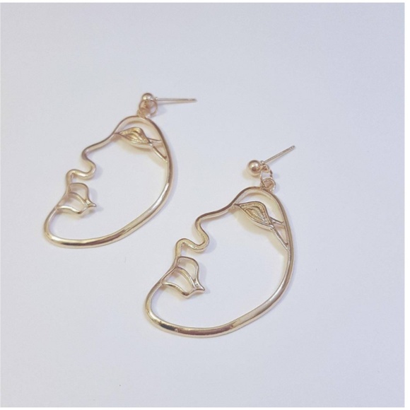 ❤️Picasso art portrait earrings - Picture 5 of 5